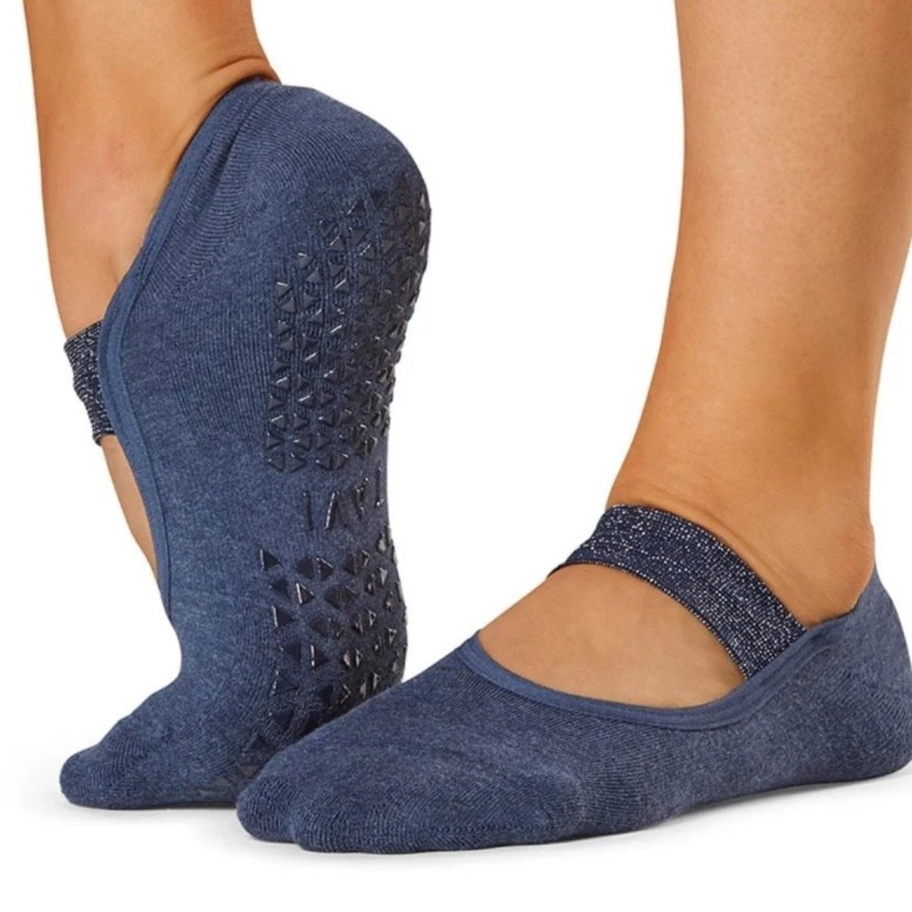 TAVI Lola Grip Socks Organic Cotton Serenity